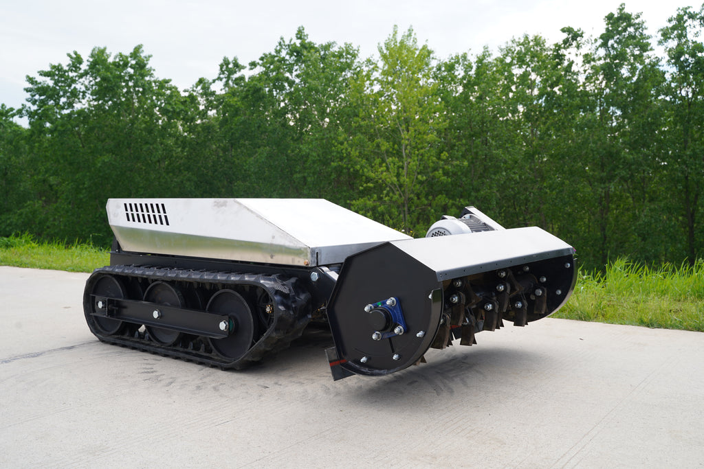 FP1000 Hybrid Electric 5Kwh with Petrol Generator Remote Control Flail Mulcher